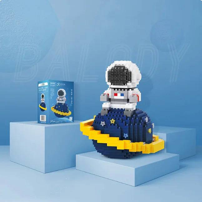 Astronaut Building Block Figures