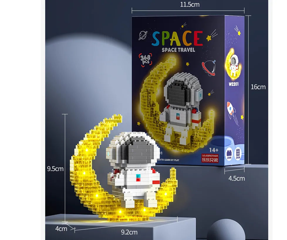 Astronaut Building Block Figure